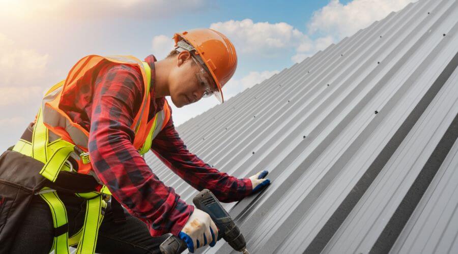 Professional residential roofers in Virginia City, MT